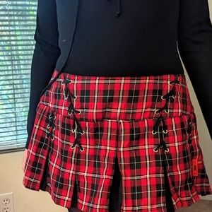 Red plaid mini skirt